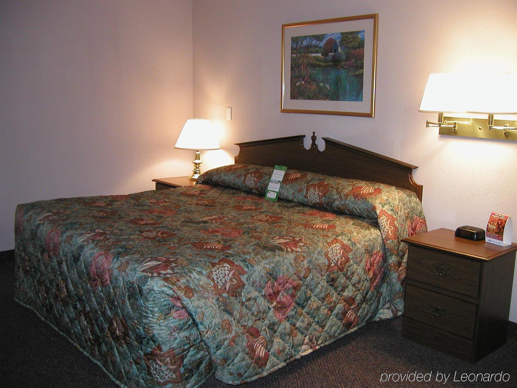 Intown Suites Extended Stay Newport News Va - I-64 חדר תמונה